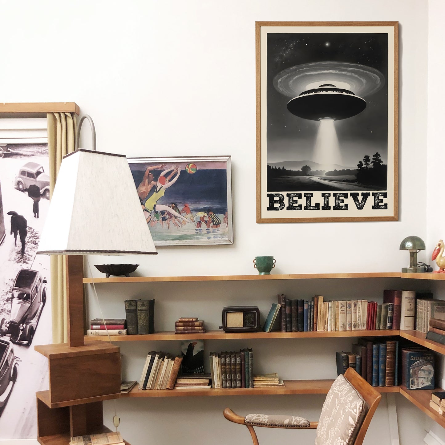 BELIEVE - Retro UFO Poster