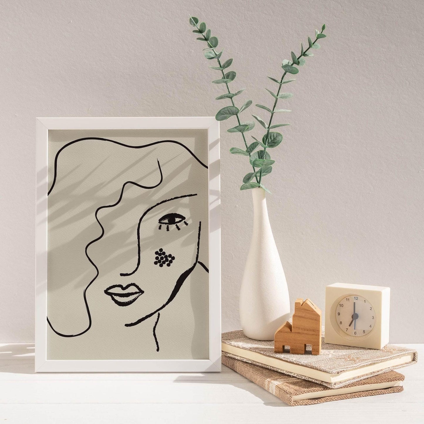 Woman Face Poster - HypeSheriff Europe