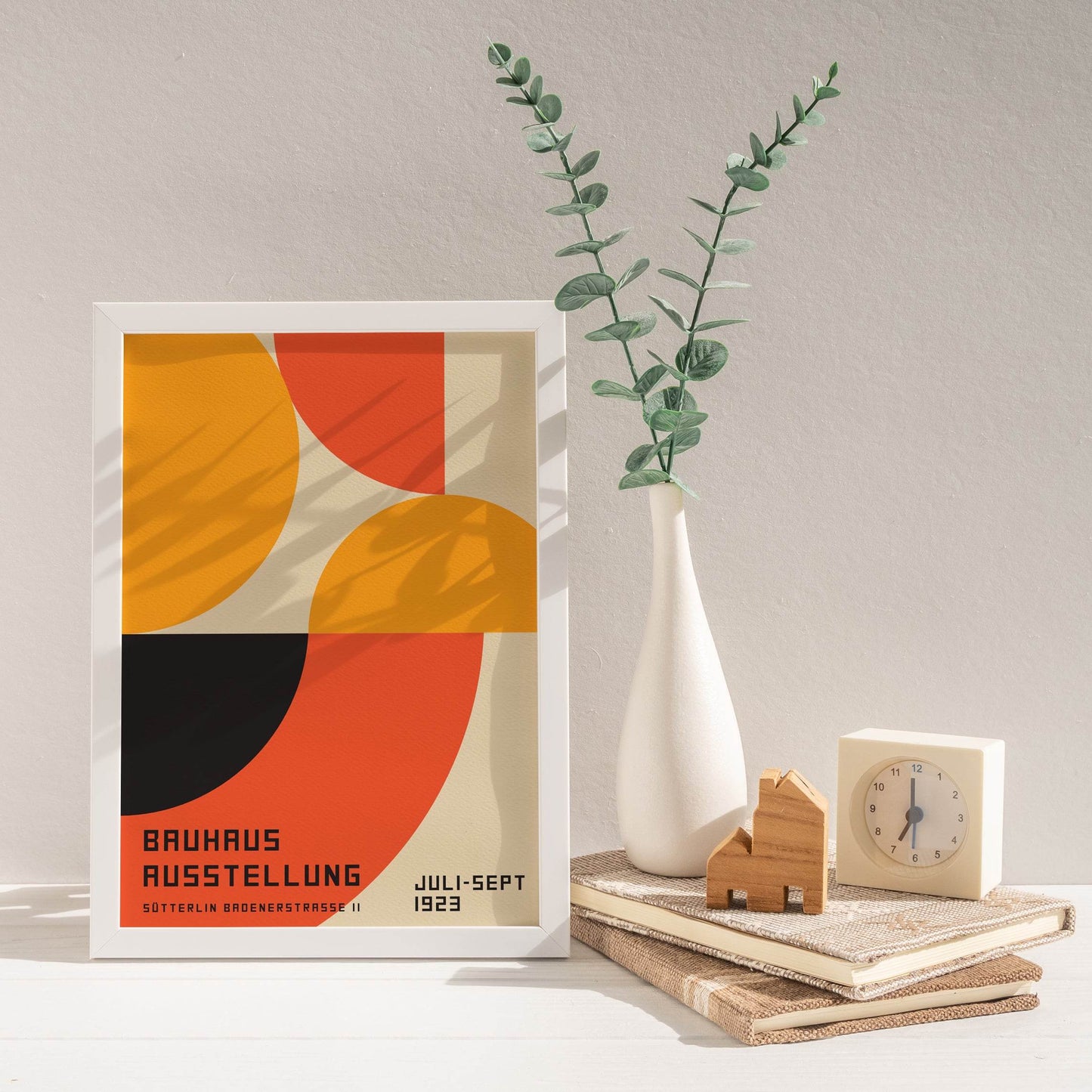 Bauhaus Posters with abstract shapes - HypeSheriff Europe