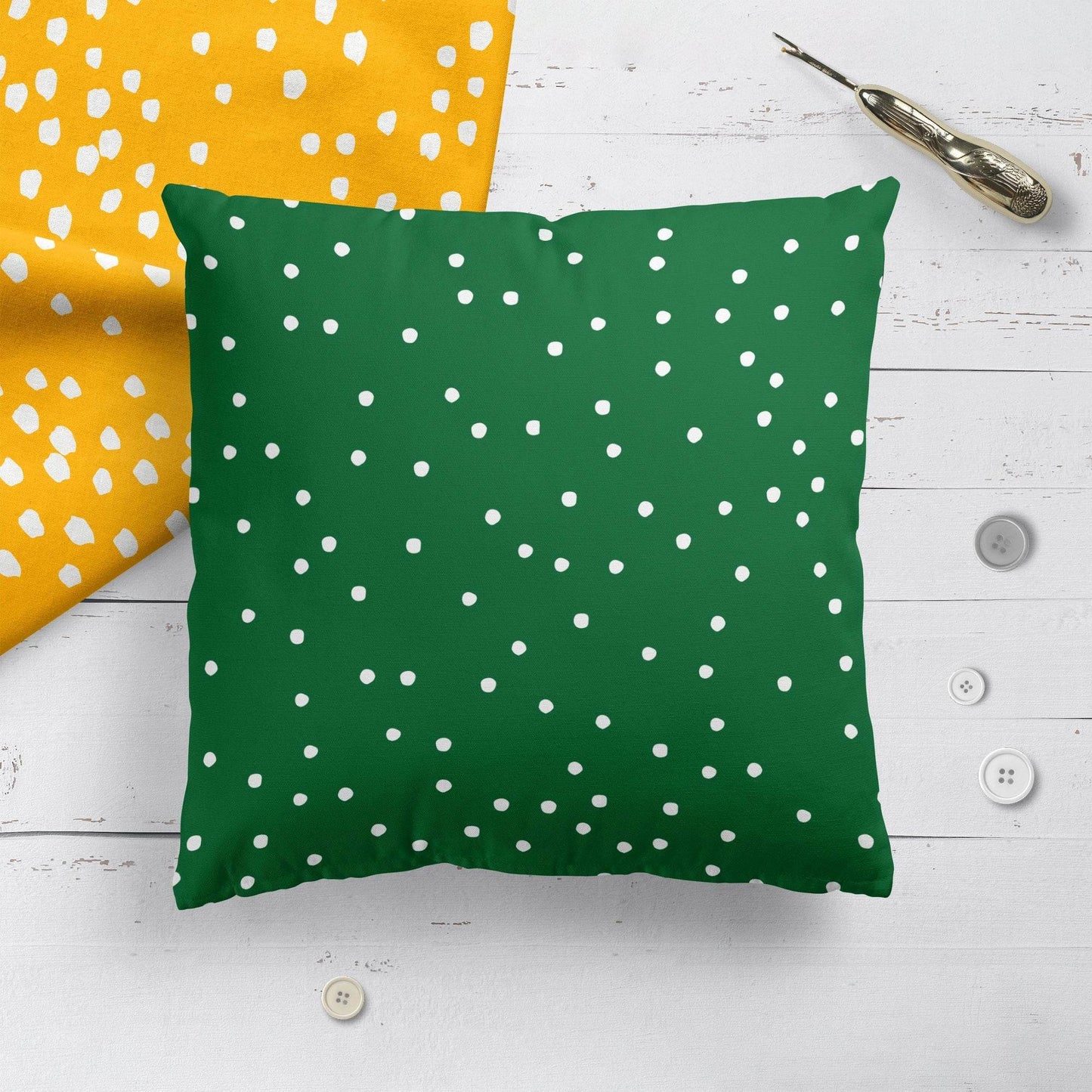 Meadow Dots Pillow - HypeSheriff Europe