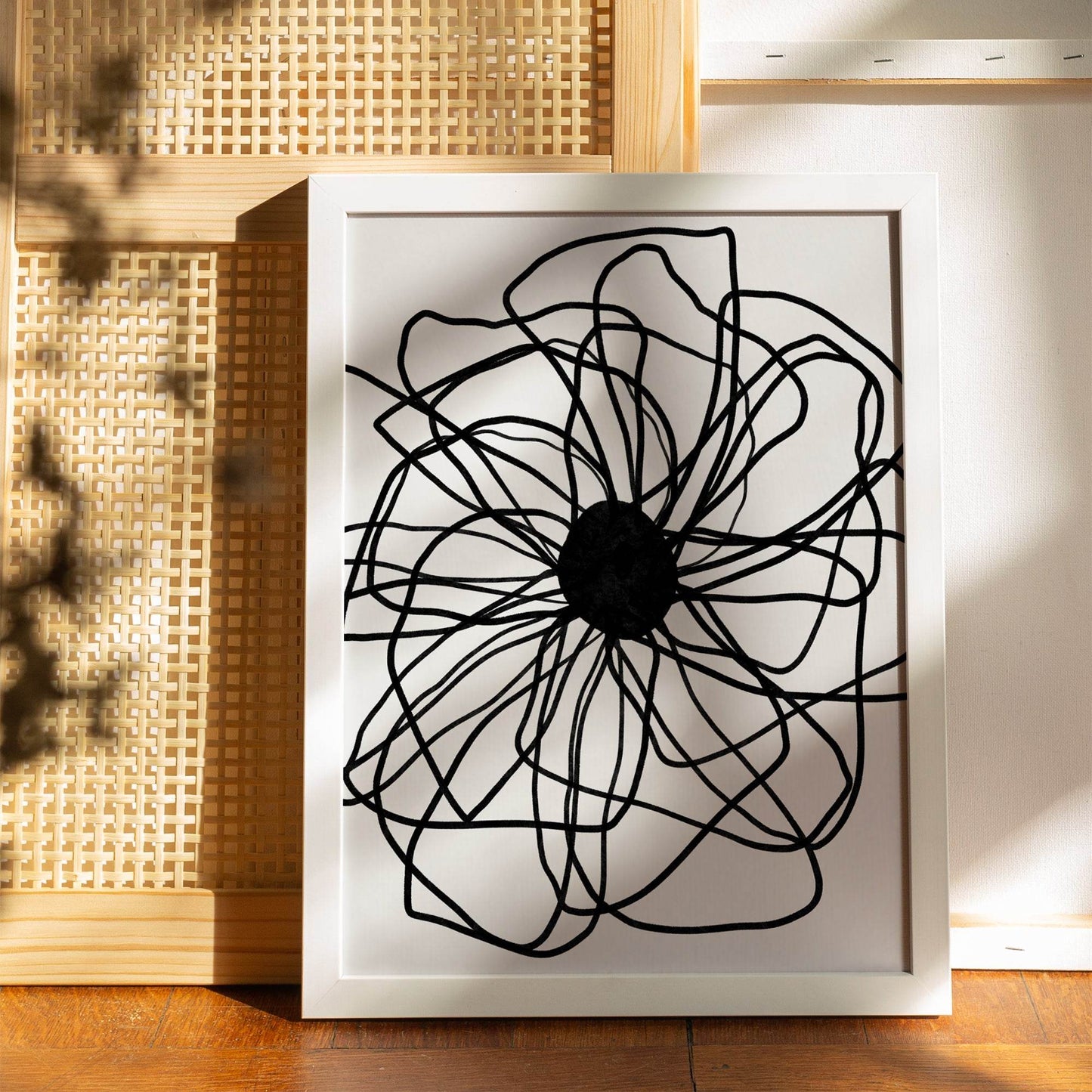 Black & White Floral Print - HypeSheriff Europe