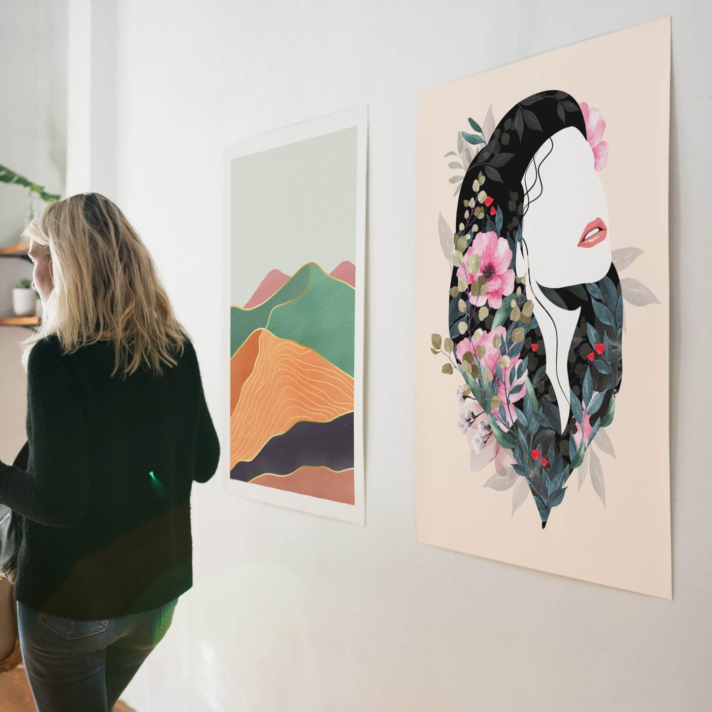 Bouquet Woman Poster - HypeSheriff Europe