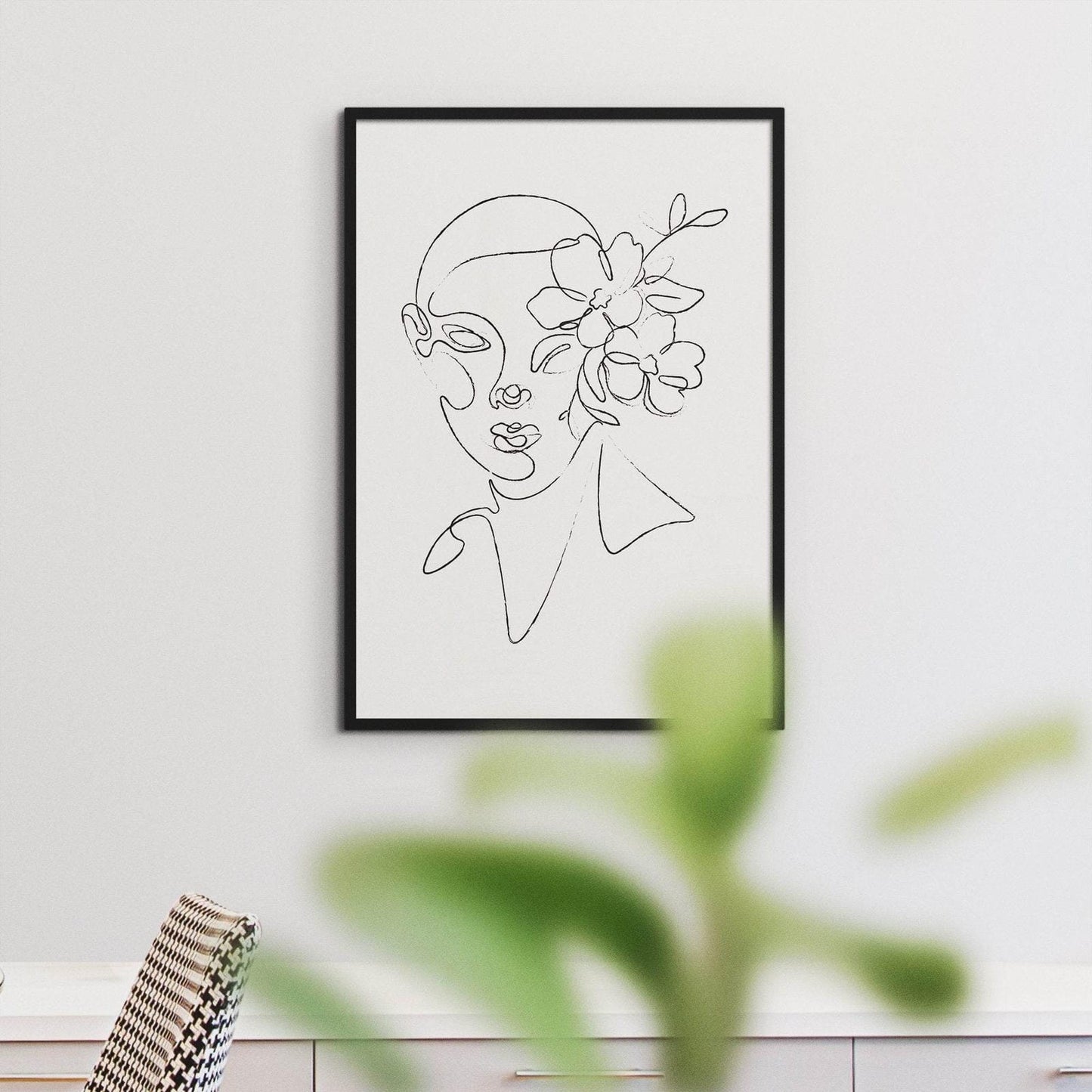 Spring Girl Line Art Poster - HypeSheriff Europe