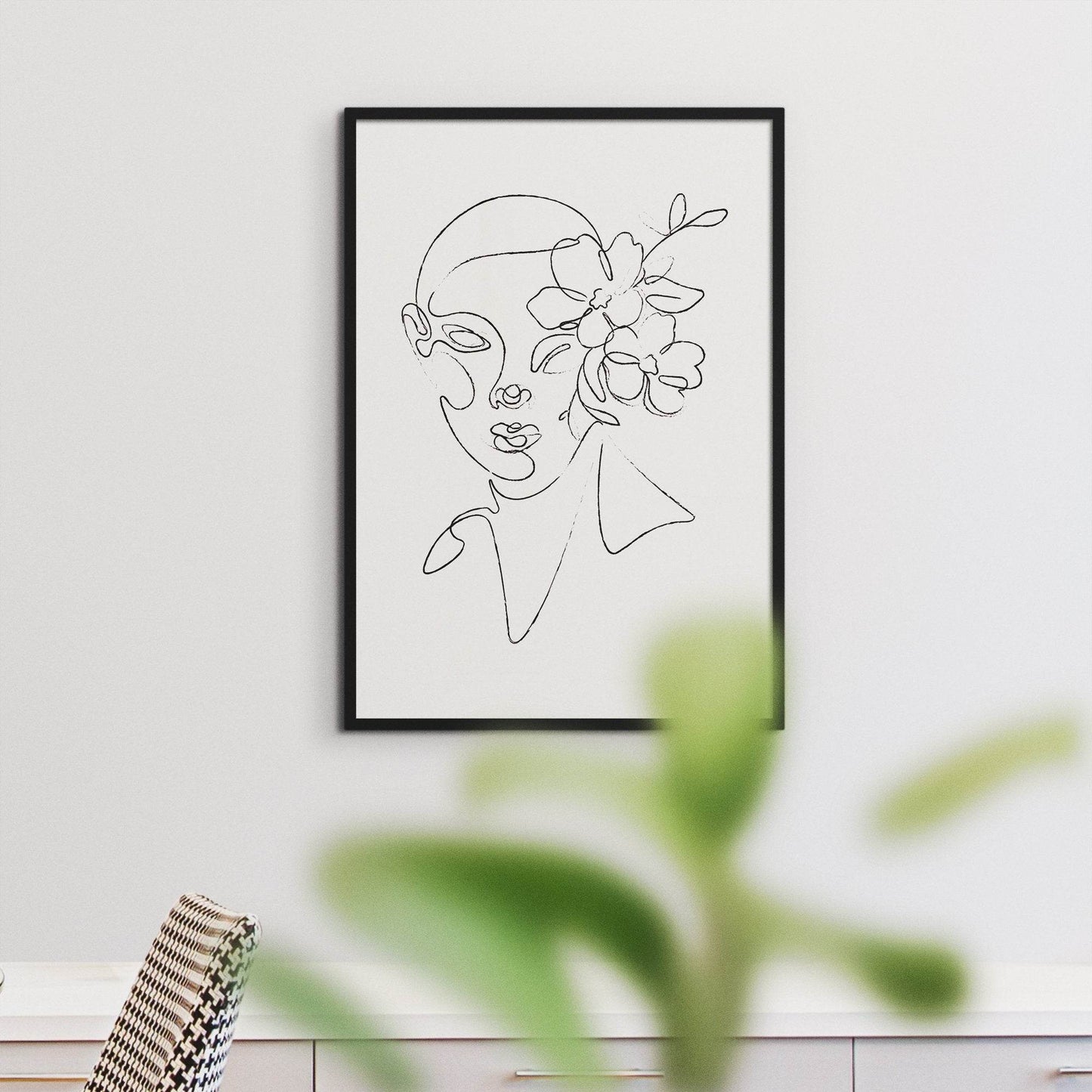 Spring Girl Line Art Poster - HypeSheriff Europe