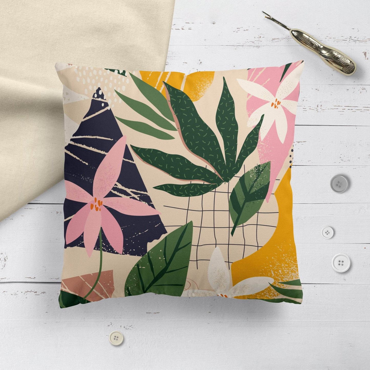 Californication Throw Pillow - HypeSheriff Europe