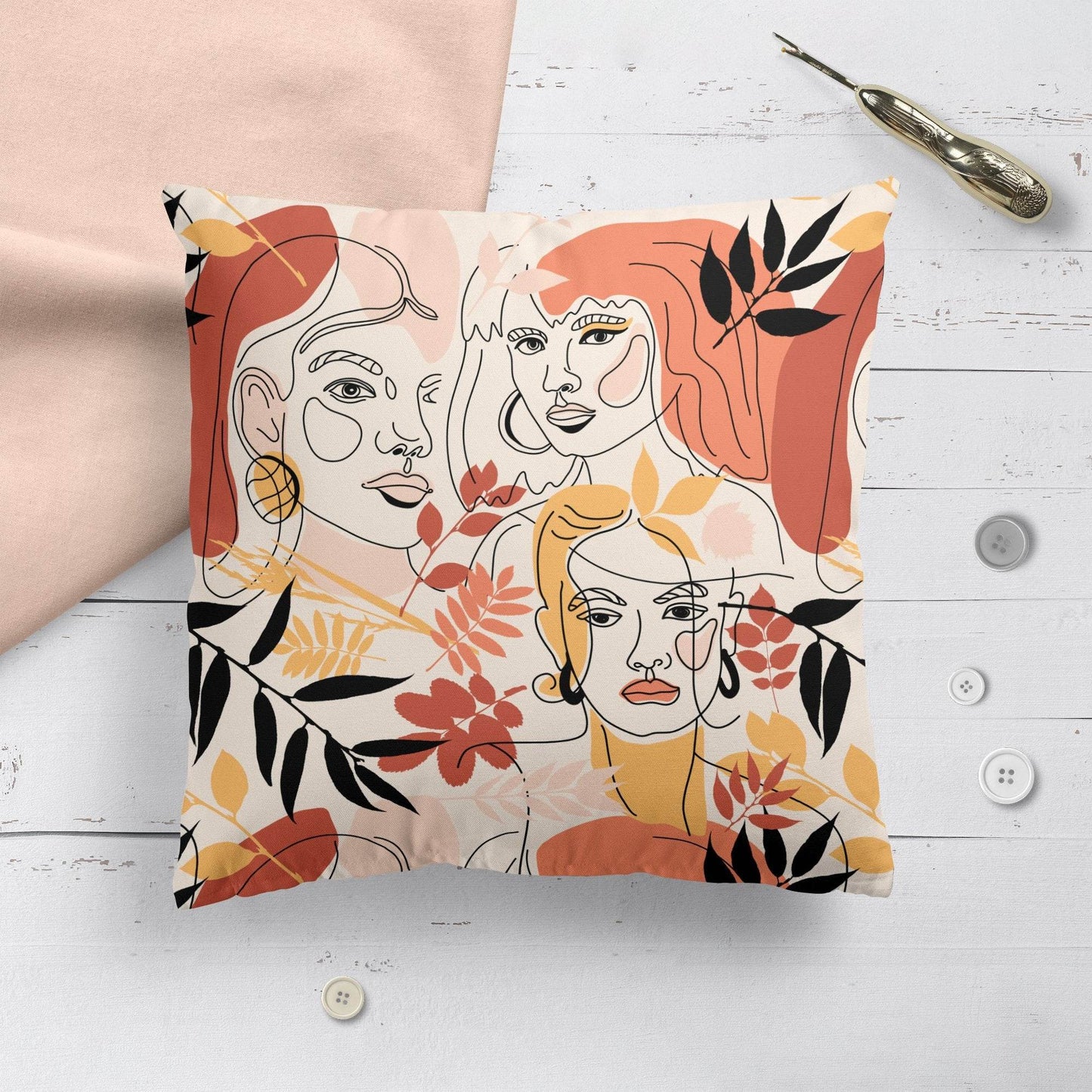 Pillow with Girls - HypeSheriff Europe