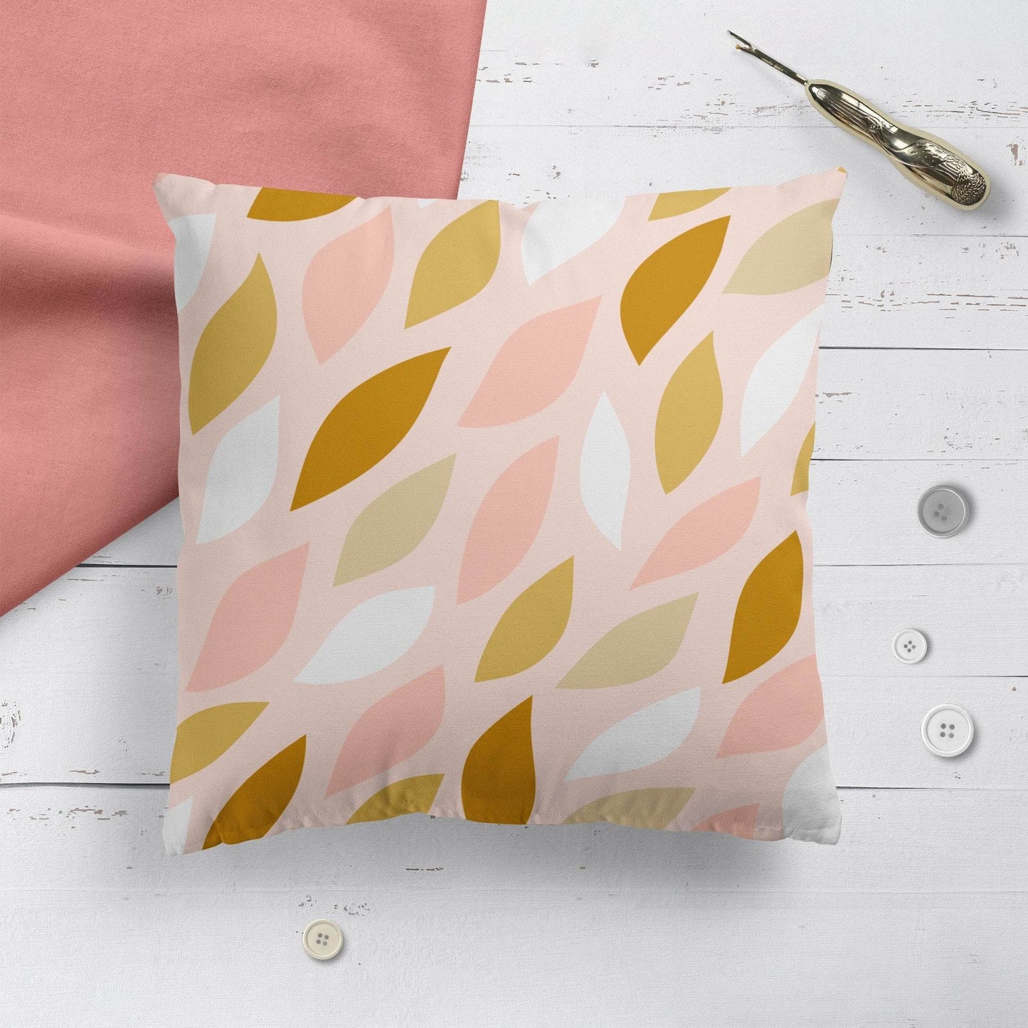 Anabelle Throw Pillow - HypeSheriff Europe