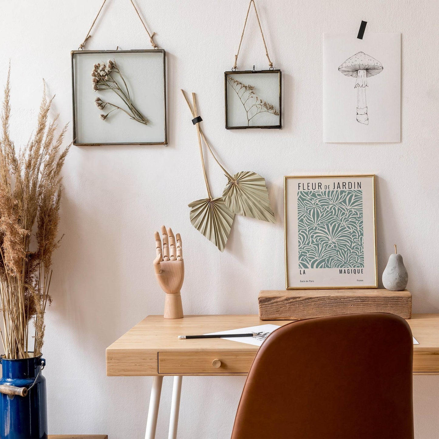 Floral Atelier Poster - HypeSheriff Europe