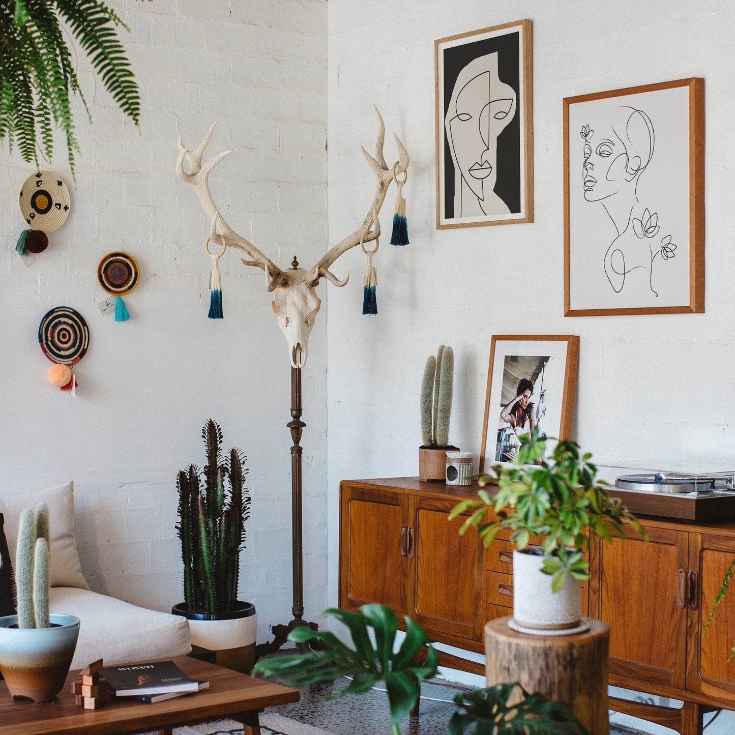 Line Art Black and White Art Prints - HypeSheriff Europe