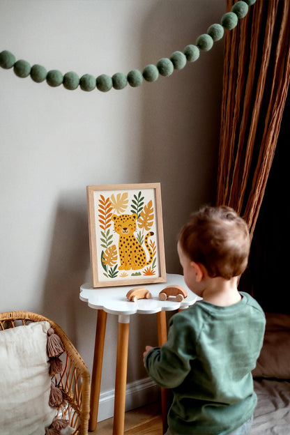 Friendly Cheetah Wall Art – Cute Jungle Animal Print