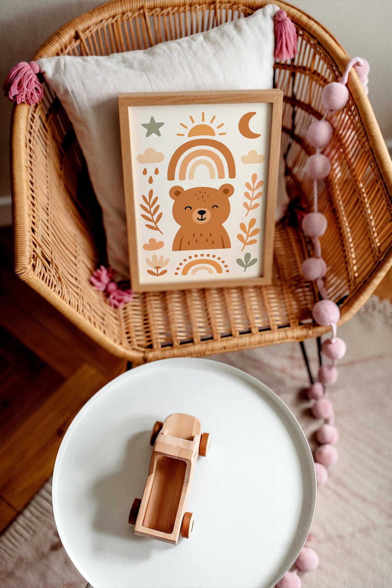 Friendly Bear Boho Chic Art Print – Cute Nursery Wall Decor