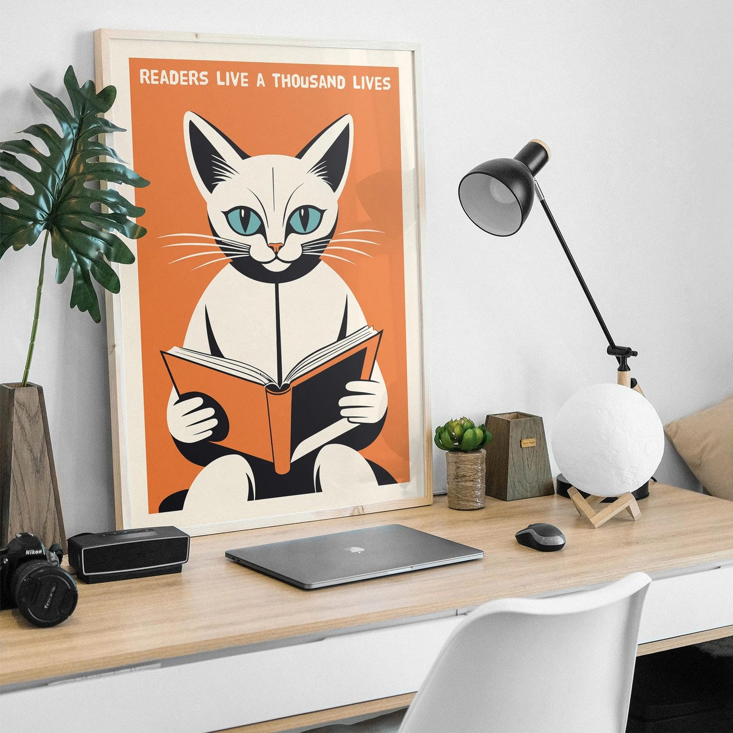 Readers Live a Thousand Lives Cat