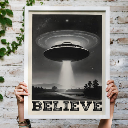 BELIEVE - Retro UFO Poster
