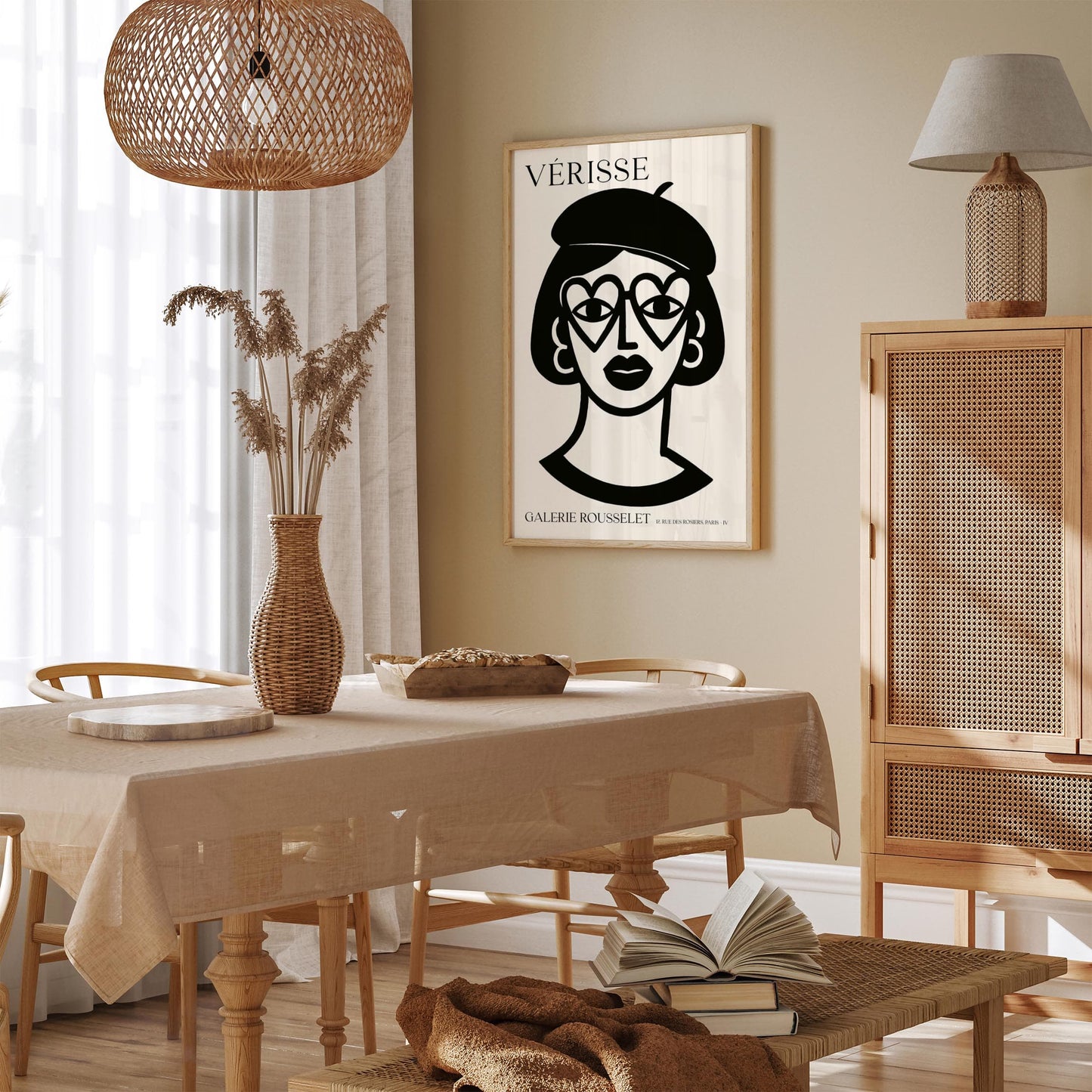 Girl with Heart-Shaped Glasses – Verisse Galerie Rousselet Print