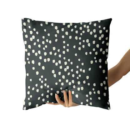 Pillow with Retro Dots v3